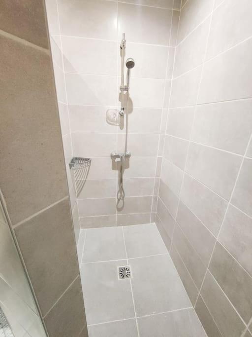 Apartament L'Arcadia 4 Lits Climatise Jeu D'Arcade Centre Historique Nîmes Zewnętrze zdjęcie